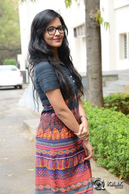 Anasuya-at-Kshanam-Movie-Thanks-Meet